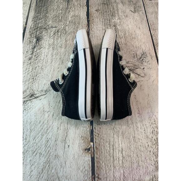 CONVERSE Boy’s Chuck Taylor Low Top All Star Sneakers / Size: 5 - Picture 5 of 10